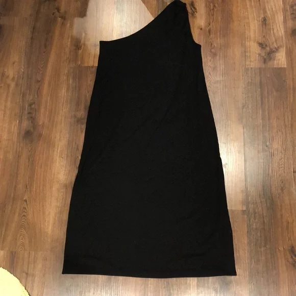 4. The Drop | NWT Ribbed One Shoulder Maxi Dress - Picture 5 of 13